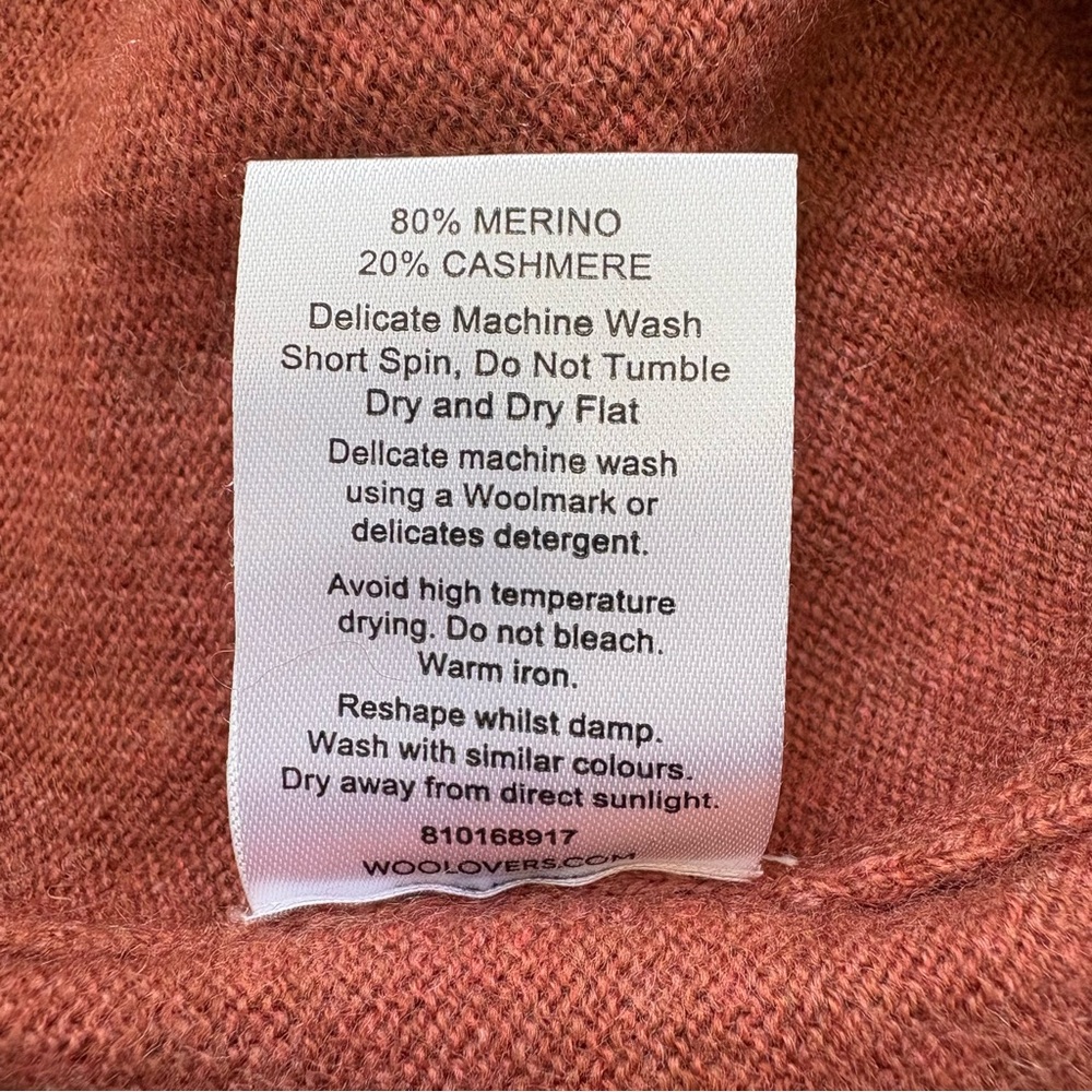 WoolOvers V Neck Long Sleeve Sweater Merino Wool and Cashmere Blend Size Large - Picture 5 of 8